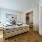 With 2 Bedrooms Vakantiehuis